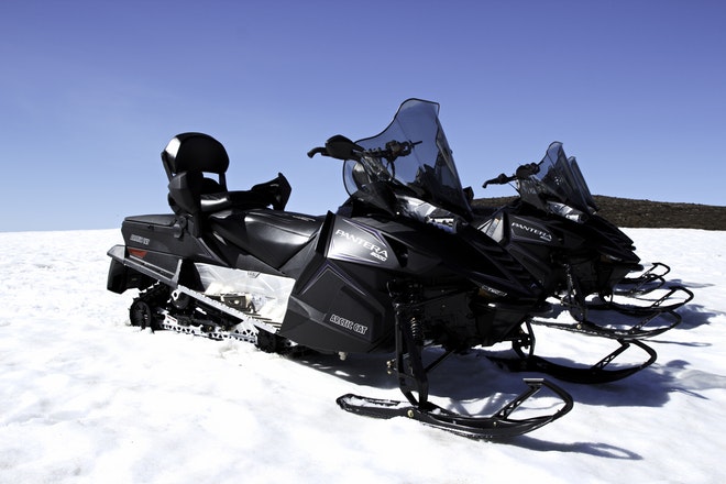 Snowmobile tour from Lake Myvatn