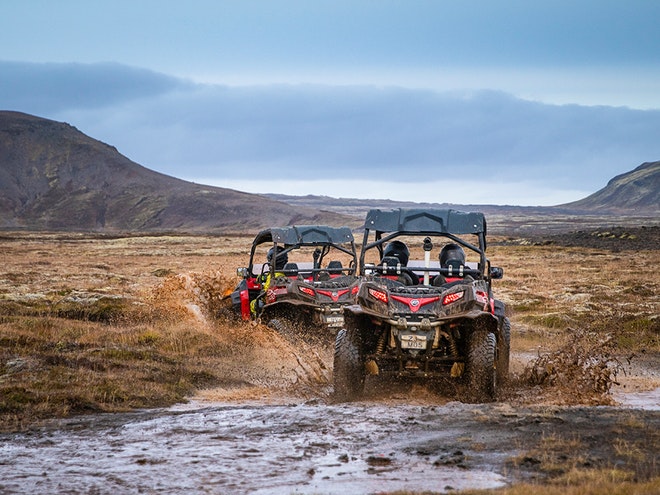 Golden Circle and Glacier Super Jeep Tour