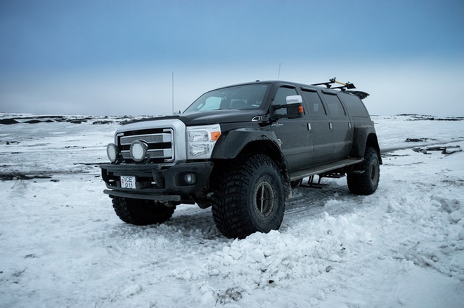 Golden Circle and Glacier Super Jeep Tour