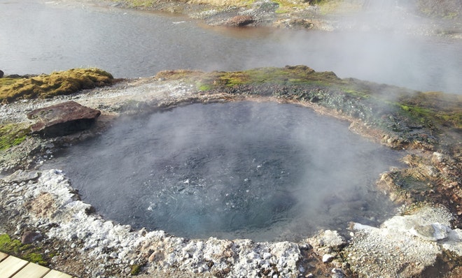 Hot Spring & Cool Glacier