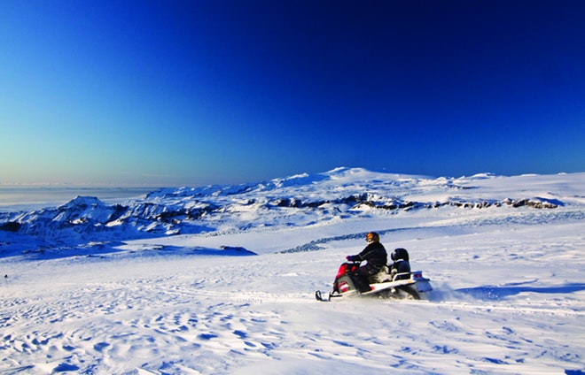 South Iceland & Snowmobile Adventure