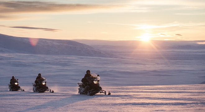 Reykjavik Snowmobile  Express Activity Tour with snowmobiling