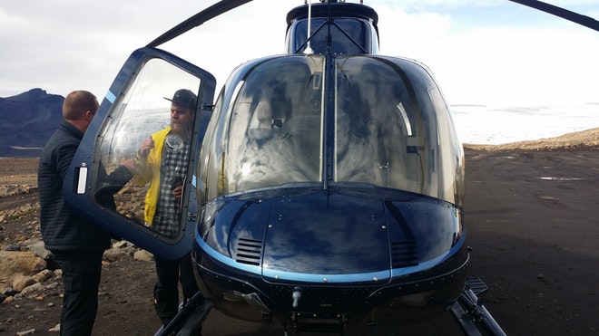 Private Luxury Golden Circle and Helicopter back to Reykjavik