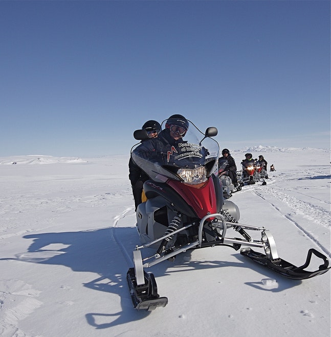 Reykjavik Snowmobile  Express Activity Tour with snowmobiling