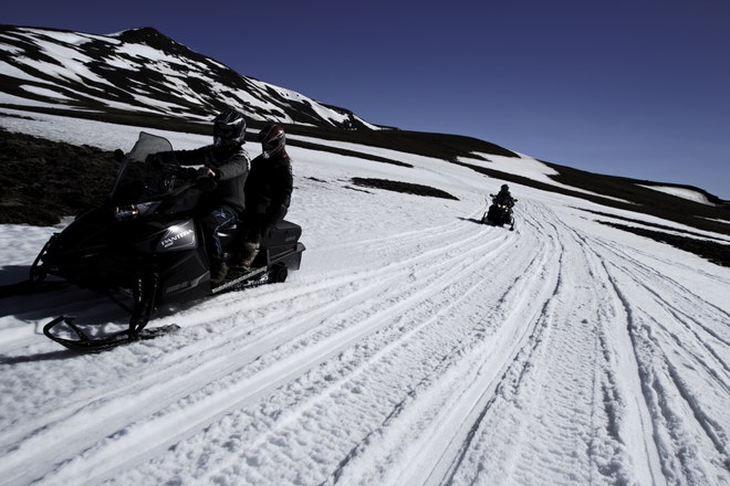 Snowmobile tour from Lake Myvatn