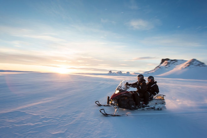 Reykjavik Snowmobile  Express Activity Tour with snowmobiling