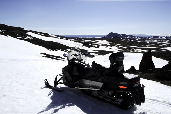 Snowmobile tour from Lake Myvatn