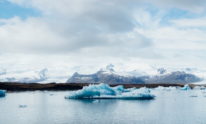 Jewels of the South | Minibus day tour to Jokulsarlon Glacier Lagoon and the South Coast