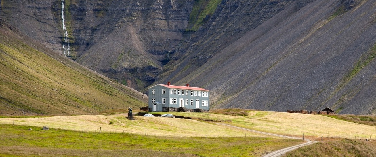 Olafsdalur By Gilsfjordur