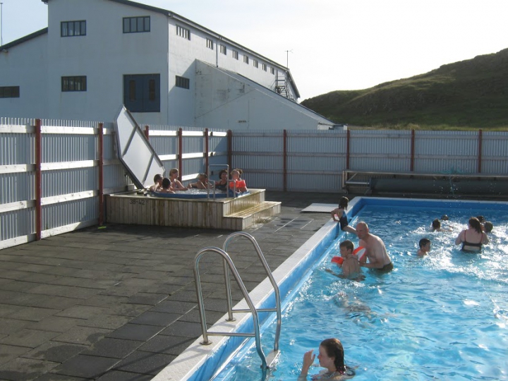 Skagastrond swimming pool (Skagaströnd)