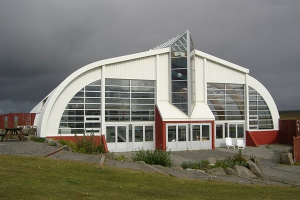 Thorshofn Swimming Pool (Þórshöfn)