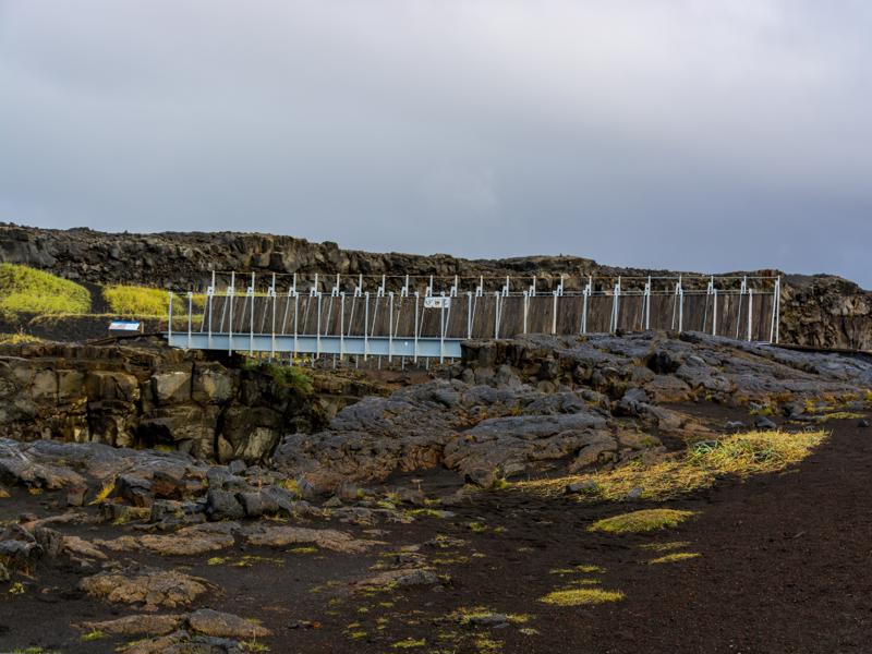 Bridge between continents