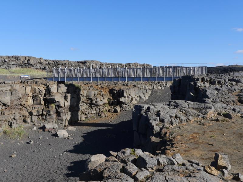 Single lane bridges