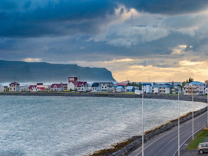 Patreksfjordur (Patreksfjörður) town