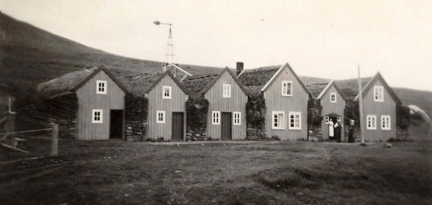 Bustarfell farmhouse