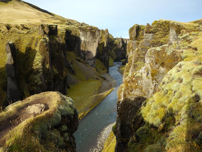 Fjadrargljufur (Fjaðrargljúfur) canyon