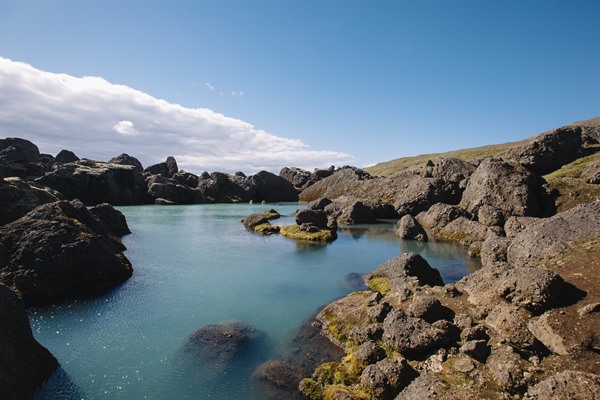 Storurd (Stórurð) hike