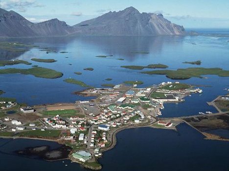 Hofn (Höfn) - The Lobster Town