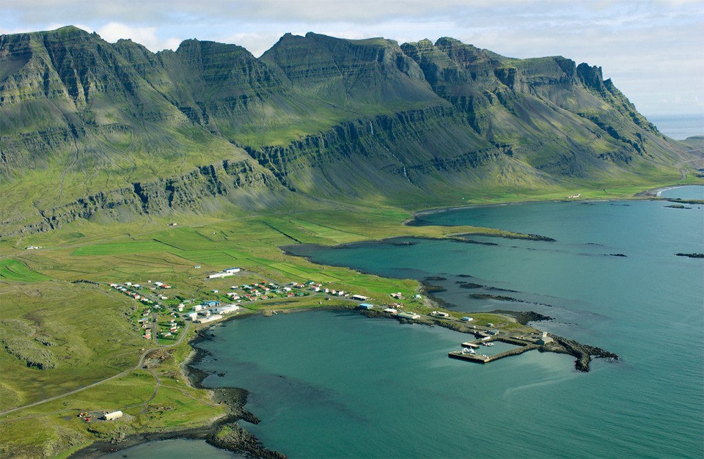 Breiddalsvik (Breiðdalsvík) Village