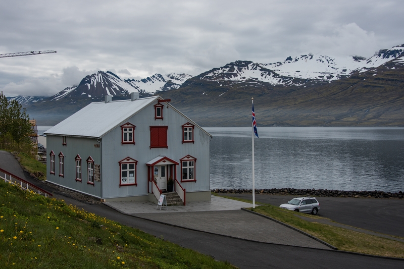 Faskrudsfjordur (Fáskrúðsfjörður) Town and a French Connection