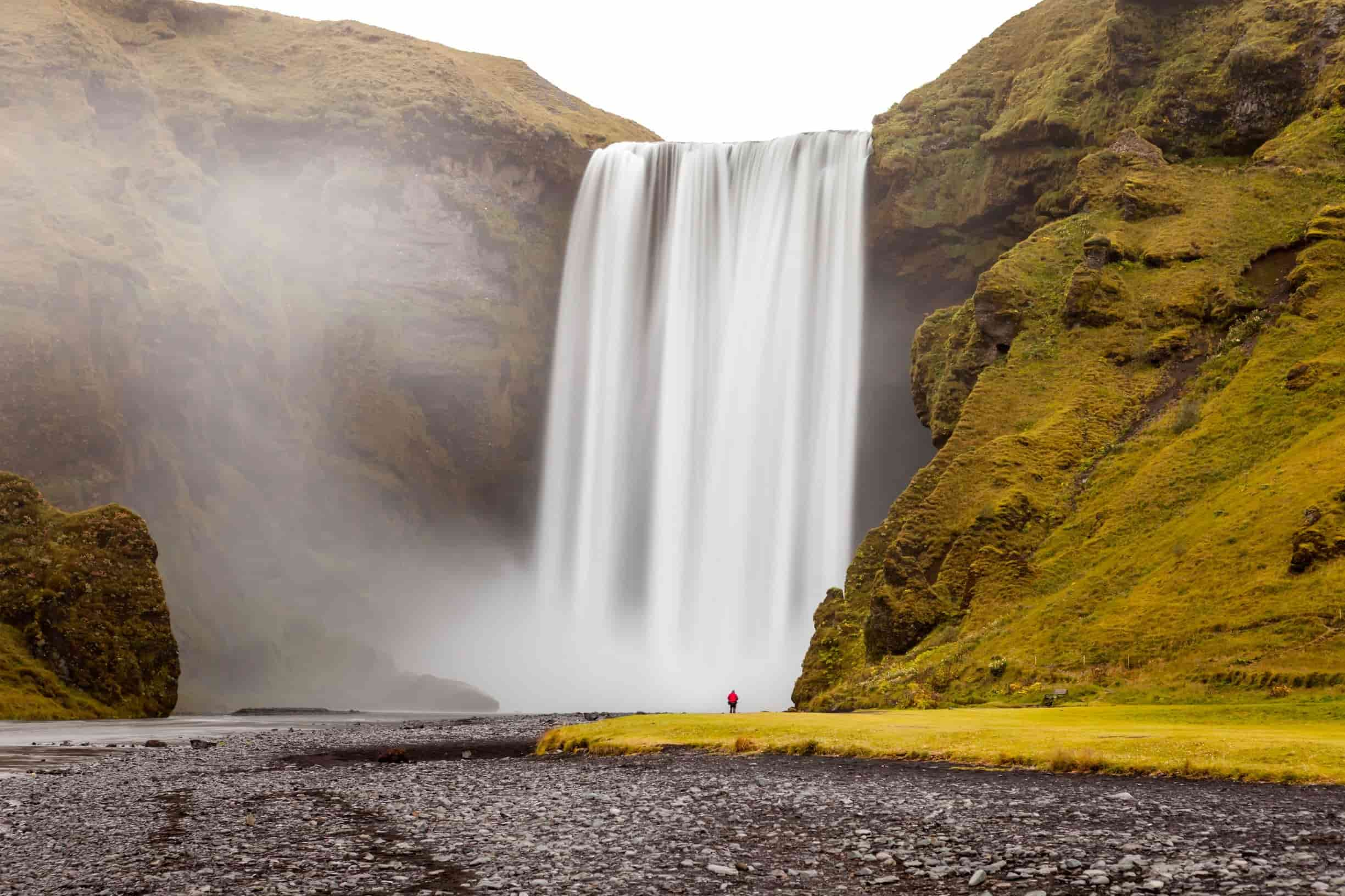 Skogafoss (Skógafoss) Waterfall